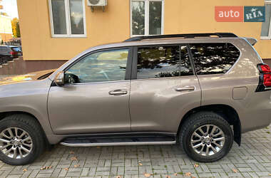 Внедорожник / Кроссовер Toyota Land Cruiser Prado 2020 в Каменец-Подольском
