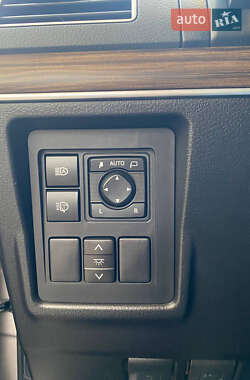 Внедорожник / Кроссовер Toyota Land Cruiser Prado 2020 в 