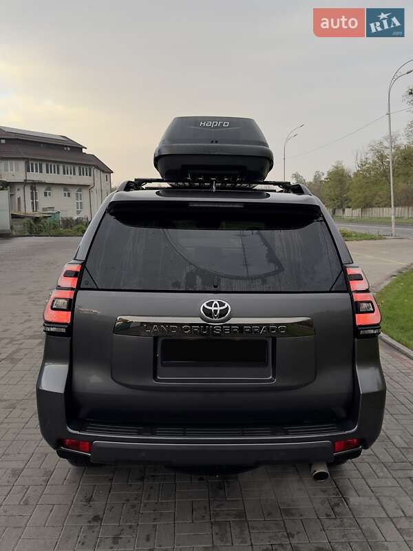 Внедорожник / Кроссовер Toyota Land Cruiser Prado 2021 в Киеве