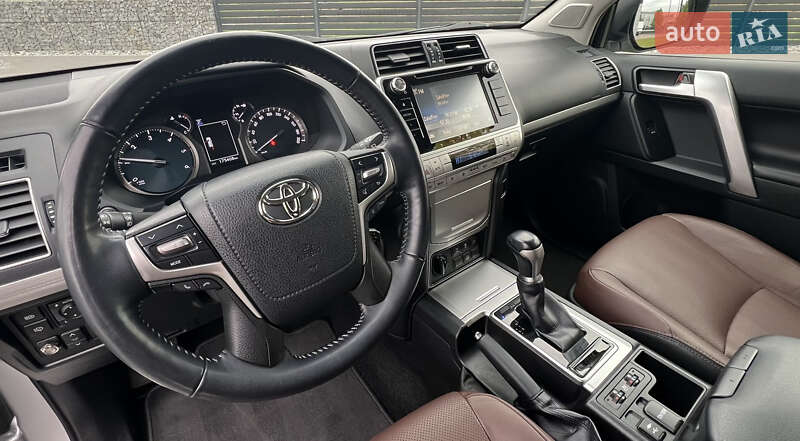 Внедорожник / Кроссовер Toyota Land Cruiser Prado 2018 в Тернополе фото 32 Внедорожник / Кроссовер Toyota Land Cruiser Prado 2018 в Тернополе