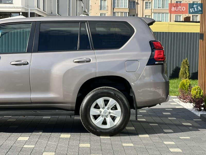 Позашляховик / Кросовер Toyota Land Cruiser Prado 2018 в Ужгороді фото 7 Позашляховик / Кросовер Toyota Land Cruiser Prado 2018 в Ужгороді