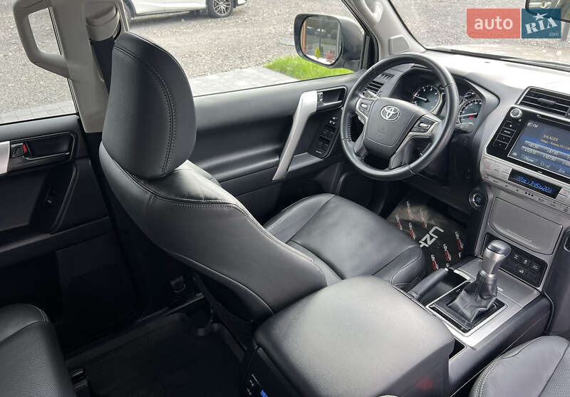 Позашляховик / Кросовер Toyota Land Cruiser Prado 2018 в Ужгороді фото 44 Позашляховик / Кросовер Toyota Land Cruiser Prado 2018 в Ужгороді
