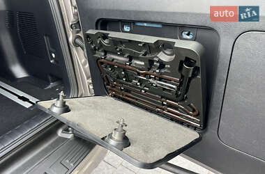 Внедорожник / Кроссовер Toyota Land Cruiser Prado 2018 в 