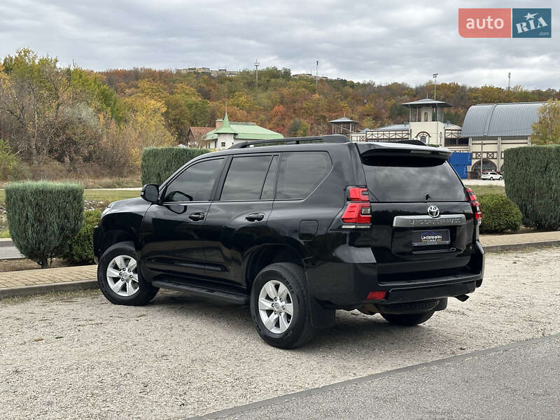 Внедорожник / Кроссовер Toyota Land Cruiser Prado 2019 в Днепре фото 7 Внедорожник / Кроссовер Toyota Land Cruiser Prado 2019 в Днепре