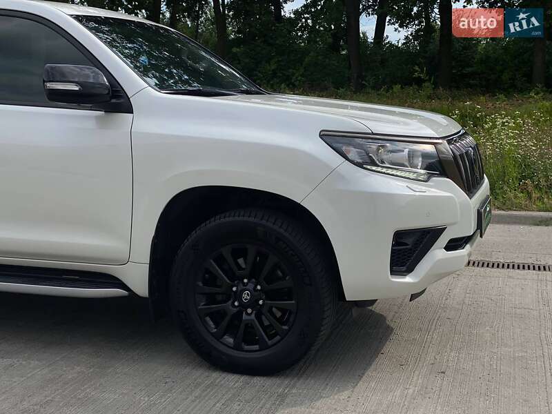 Внедорожник / Кроссовер Toyota Land Cruiser Prado 2020 в Киеве фото 13 Внедорожник / Кроссовер Toyota Land Cruiser Prado 2020 в Киеве