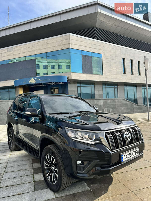Внедорожник / Кроссовер Toyota Land Cruiser Prado 2023 в Харькове