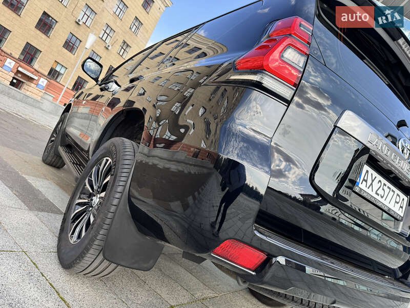 Внедорожник / Кроссовер Toyota Land Cruiser Prado 2023 в Харькове