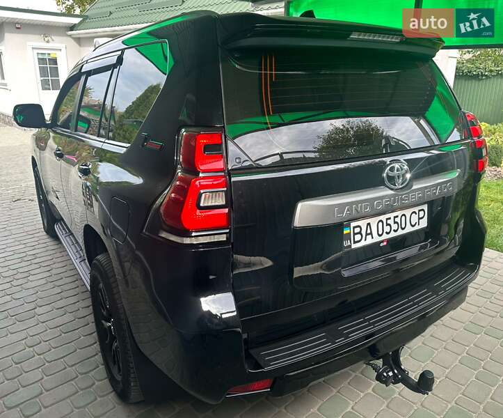 Позашляховик / Кросовер Toyota Land Cruiser Prado 2019 в Черкасах фото 5 Позашляховик / Кросовер Toyota Land Cruiser Prado 2019 в Черкасах
