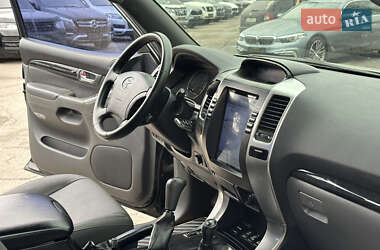 Внедорожник / Кроссовер Toyota Land Cruiser Prado 2007 в 