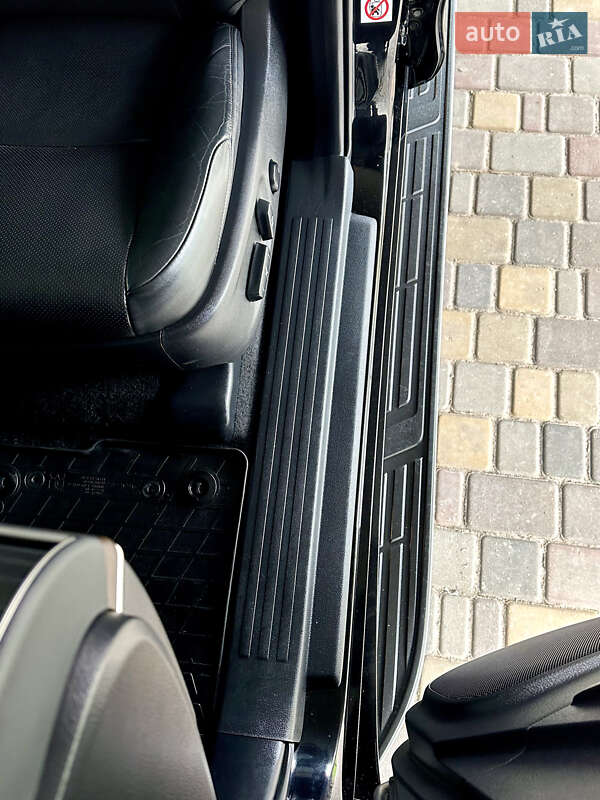 Позашляховик / Кросовер Toyota Land Cruiser Prado 2018 в Києві