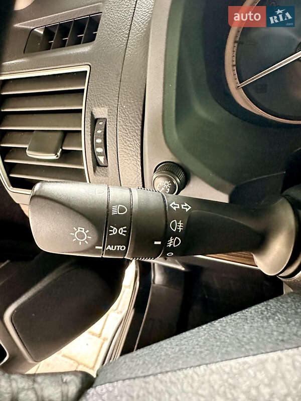 Позашляховик / Кросовер Toyota Land Cruiser Prado 2018 в Києві