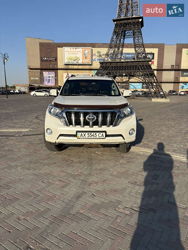 Позашляховик / Кросовер Toyota Land Cruiser Prado 2013 в Харкові