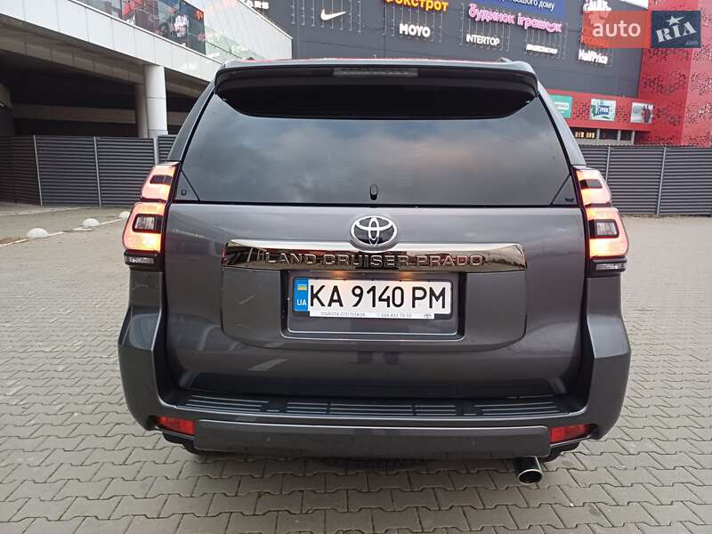 Позашляховик / Кросовер Toyota Land Cruiser Prado 2022 в Києві