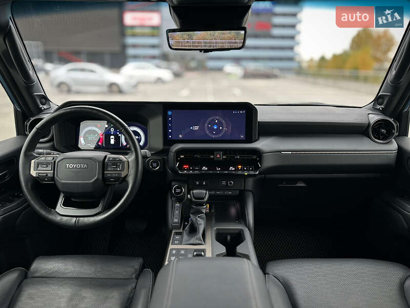 Внедорожник / Кроссовер Toyota Land Cruiser Prado 2024 в Киеве фото 60 Внедорожник / Кроссовер Toyota Land Cruiser Prado 2024 в Киеве