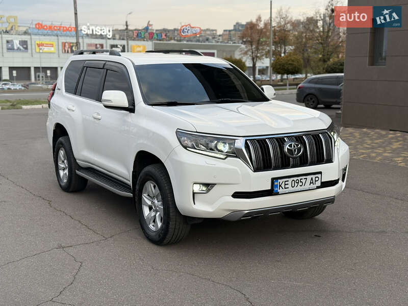 Внедорожник / Кроссовер Toyota Land Cruiser Prado 2019 в Кривом Роге фото 5 Внедорожник / Кроссовер Toyota Land Cruiser Prado 2019 в Кривом Роге