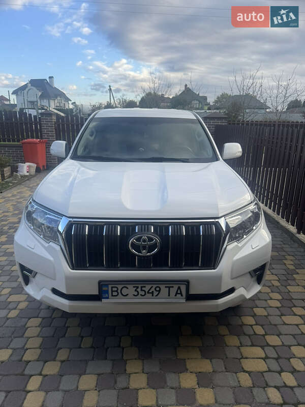 Toyota Land Cruiser Prado 2019