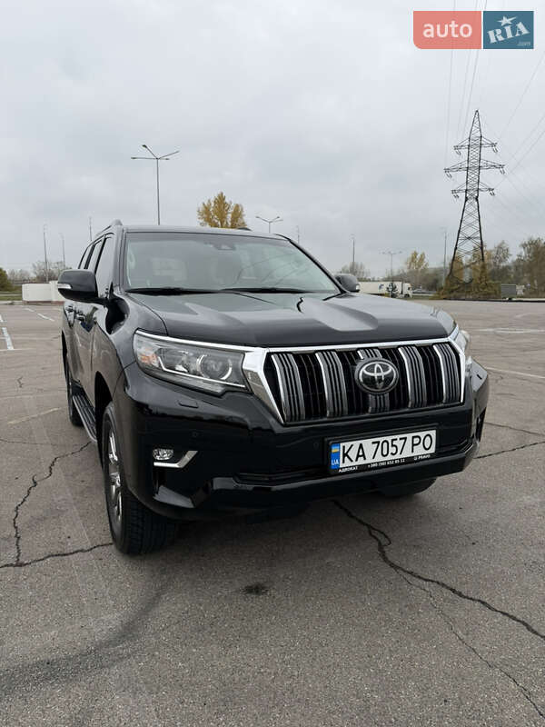Toyota Land Cruiser Prado 2019
