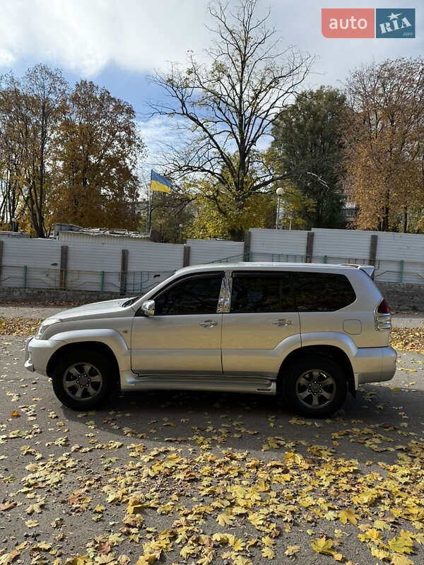 Внедорожник / Кроссовер Toyota Land Cruiser Prado 2008 в Днепре