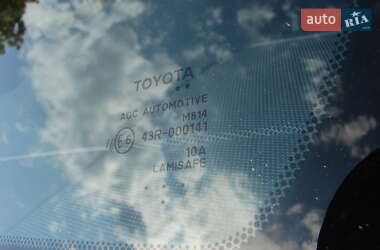 Позашляховик / Кросовер Toyota Land Cruiser Prado 2017 в  фото 4 Позашляховик / Кросовер Toyota Land Cruiser Prado 2017 в