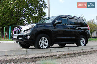 Позашляховик / Кросовер Toyota Land Cruiser Prado 2017 в  фото 6 Позашляховик / Кросовер Toyota Land Cruiser Prado 2017 в