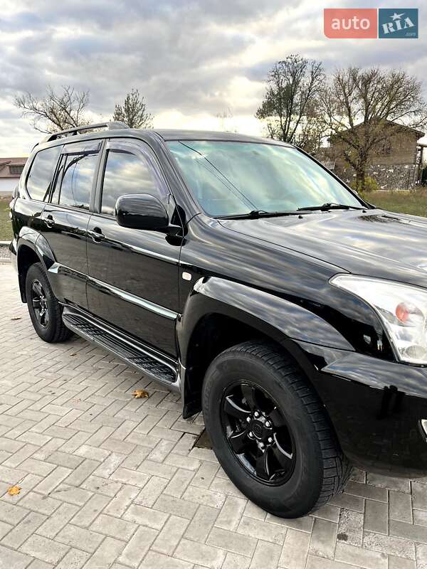 Позашляховик / Кросовер Toyota Land Cruiser Prado 2005 в Дніпрі