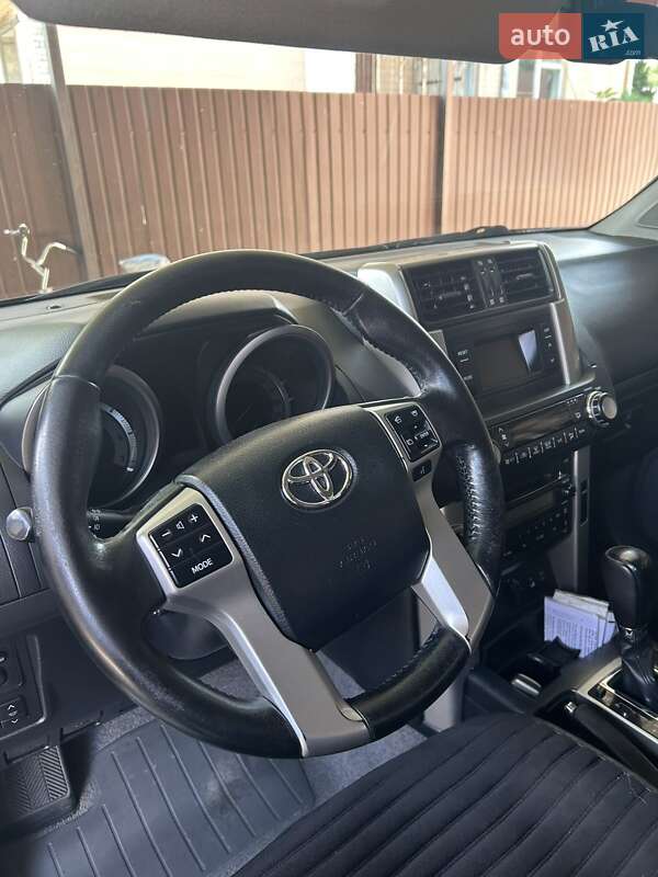 Внедорожник / Кроссовер Toyota Land Cruiser Prado 2010 в Драбове фото 9 Внедорожник / Кроссовер Toyota Land Cruiser Prado 2010 в Драбове
