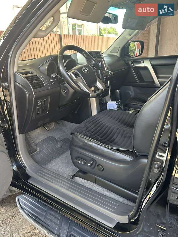 Внедорожник / Кроссовер Toyota Land Cruiser Prado 2010 в Драбове фото 11 Внедорожник / Кроссовер Toyota Land Cruiser Prado 2010 в Драбове