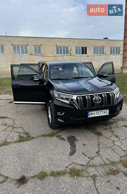 Позашляховик / Кросовер Toyota Land Cruiser Prado 2018 в Харкові