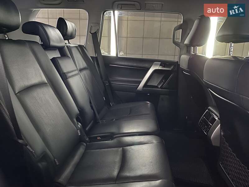 Позашляховик / Кросовер Toyota Land Cruiser Prado 2019 в Умані фото 22 Позашляховик / Кросовер Toyota Land Cruiser Prado 2019 в Умані