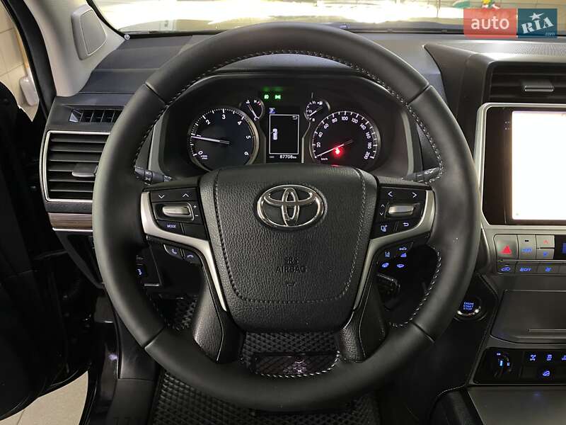 Позашляховик / Кросовер Toyota Land Cruiser Prado 2019 в Умані фото 30 Позашляховик / Кросовер Toyota Land Cruiser Prado 2019 в Умані