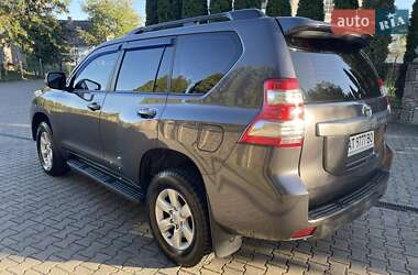 Внедорожник / Кроссовер Toyota Land Cruiser Prado 2013 в 