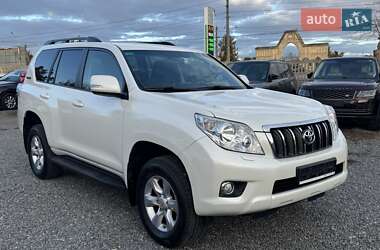 Внедорожник / Кроссовер Toyota Land Cruiser Prado 2012 в 