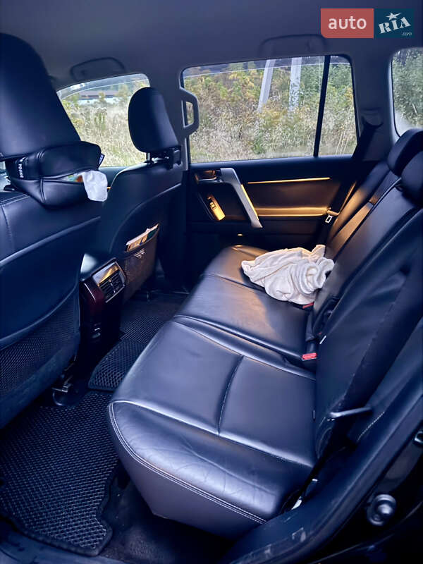 Внедорожник / Кроссовер Toyota Land Cruiser Prado 2013 в Киеве фото 5 Внедорожник / Кроссовер Toyota Land Cruiser Prado 2013 в Киеве