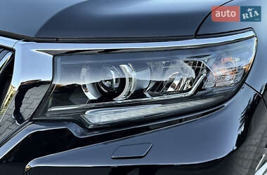 Внедорожник / Кроссовер Toyota Land Cruiser Prado 2020 в 