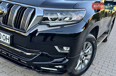 Внедорожник / Кроссовер Toyota Land Cruiser Prado 2020 в 