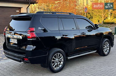 Внедорожник / Кроссовер Toyota Land Cruiser Prado 2020 в 