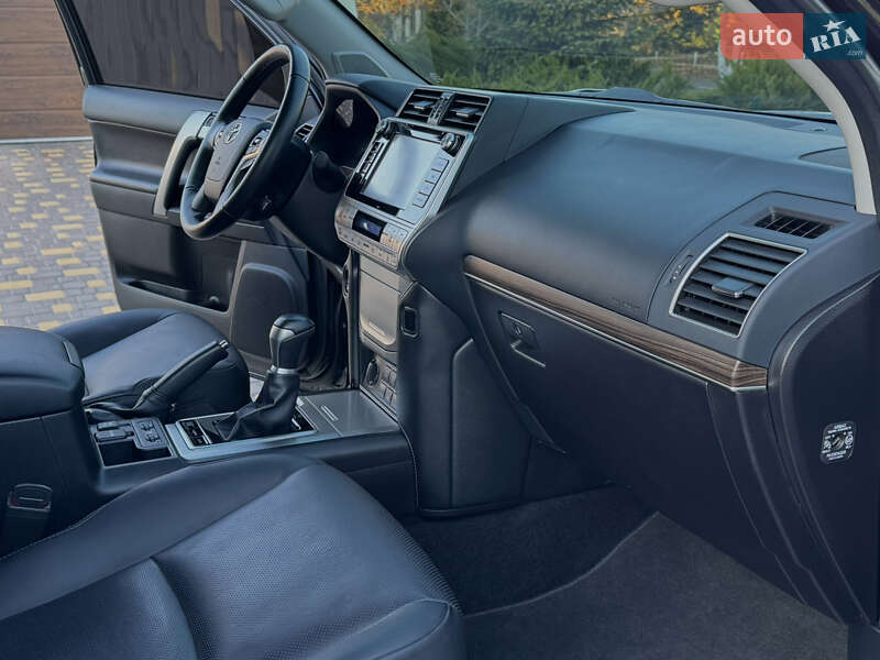 Позашляховик / Кросовер Toyota Land Cruiser Prado 2020 в Одесі фото 89 Позашляховик / Кросовер Toyota Land Cruiser Prado 2020 в Одесі