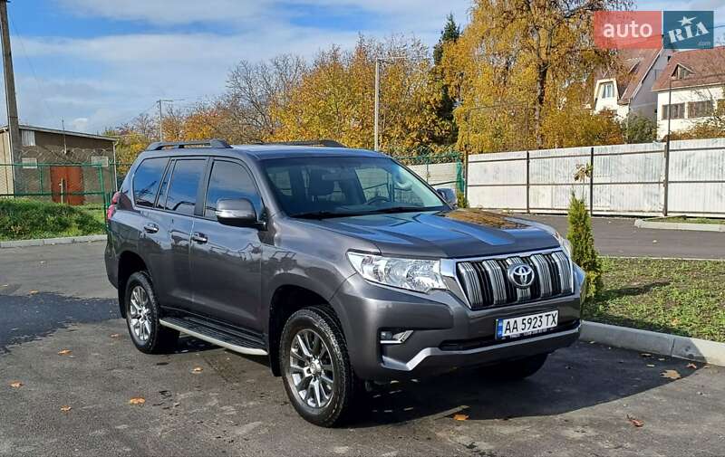 Внедорожник / Кроссовер Toyota Land Cruiser Prado 2019 в Ужгороде фото 13 Внедорожник / Кроссовер Toyota Land Cruiser Prado 2019 в Ужгороде