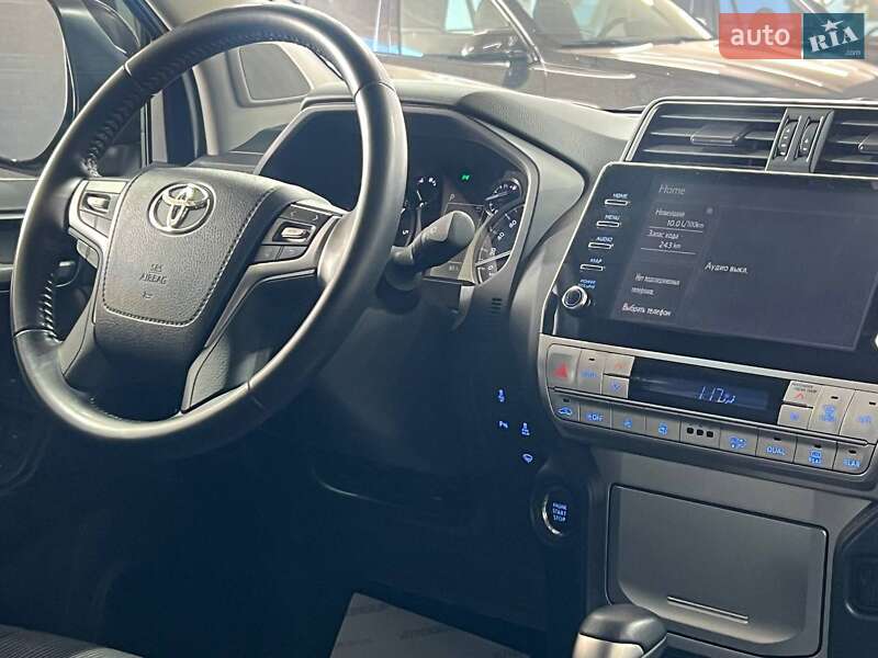 Внедорожник / Кроссовер Toyota Land Cruiser Prado 2022 в Одессе