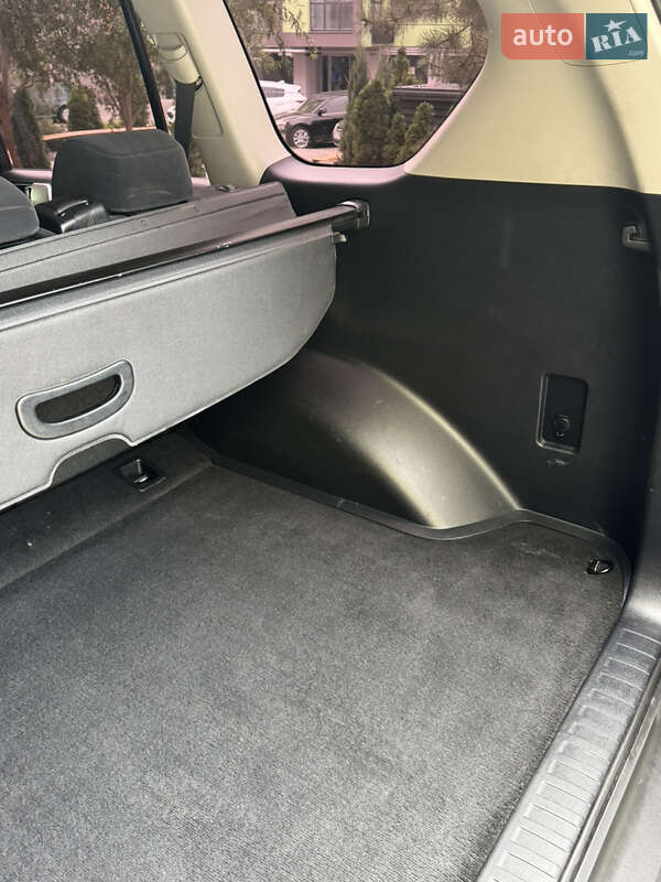 Позашляховик / Кросовер Toyota Land Cruiser Prado 2015 в Дніпрі фото 18 Позашляховик / Кросовер Toyota Land Cruiser Prado 2015 в Дніпрі