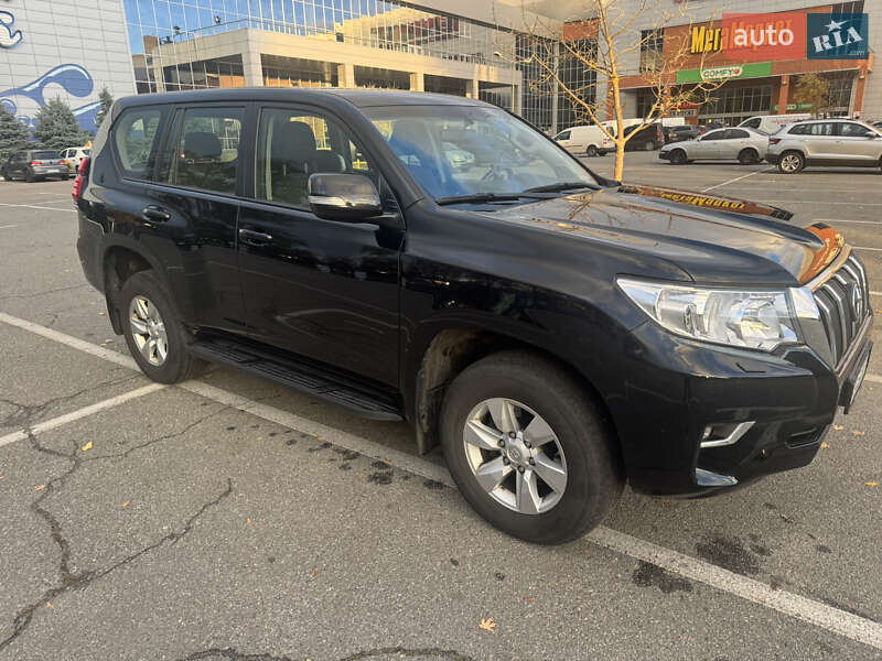 Позашляховик / Кросовер Toyota Land Cruiser Prado 2020 в Києві