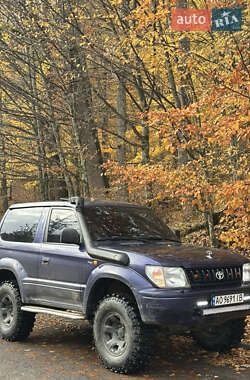 Внедорожник / Кроссовер Toyota Land Cruiser Prado 1998 в Сваляве
