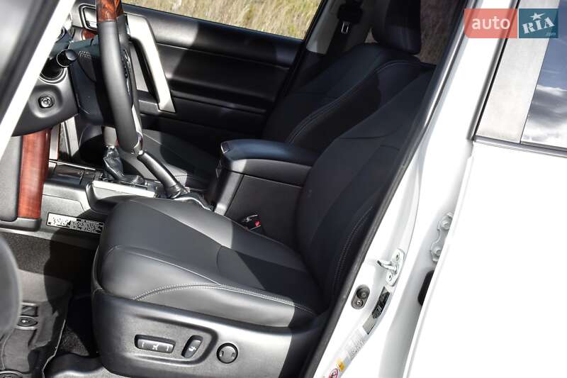 Внедорожник / Кроссовер Toyota Land Cruiser Prado 2014 в Дрогобыче фото 55 Внедорожник / Кроссовер Toyota Land Cruiser Prado 2014 в Дрогобыче
