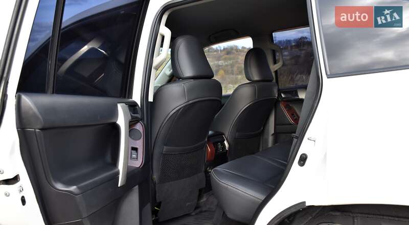 Внедорожник / Кроссовер Toyota Land Cruiser Prado 2014 в Дрогобыче фото 75 Внедорожник / Кроссовер Toyota Land Cruiser Prado 2014 в Дрогобыче