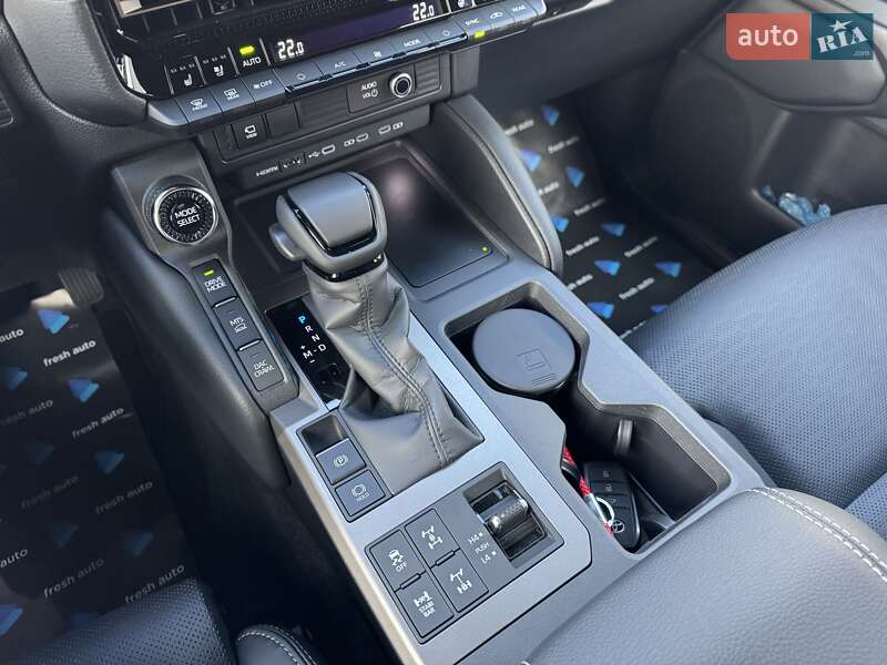 Внедорожник / Кроссовер Toyota Land Cruiser Prado 2025 в Ровно фото 28 Внедорожник / Кроссовер Toyota Land Cruiser Prado 2025 в Ровно