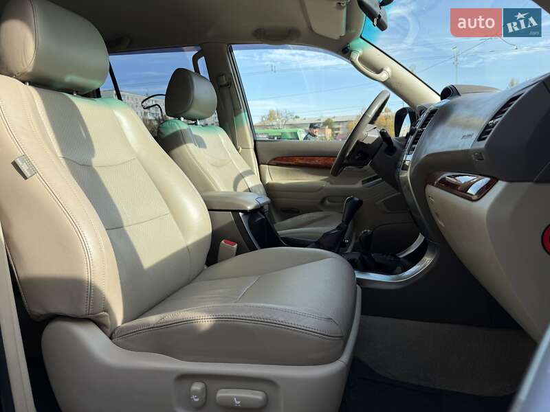 Внедорожник / Кроссовер Toyota Land Cruiser Prado 2007 в Киеве фото 13 Внедорожник / Кроссовер Toyota Land Cruiser Prado 2007 в Киеве