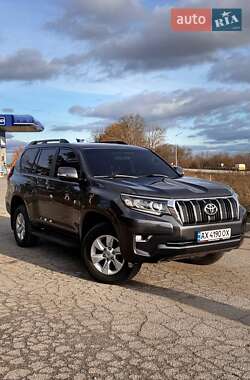 Внедорожник / Кроссовер Toyota Land Cruiser Prado 2019 в Валках