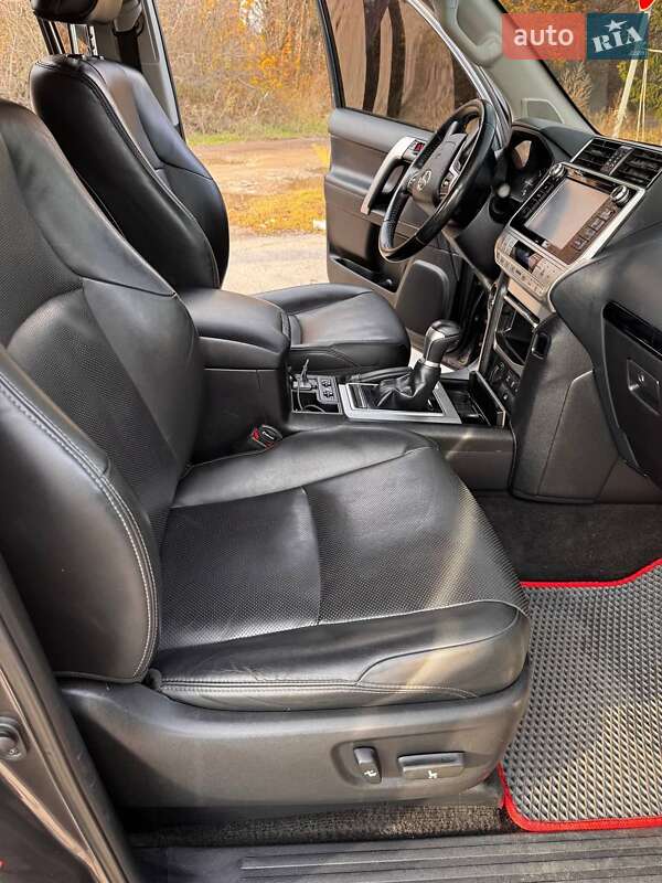 Внедорожник / Кроссовер Toyota Land Cruiser Prado 2019 в Валках фото 11 Внедорожник / Кроссовер Toyota Land Cruiser Prado 2019 в Валках