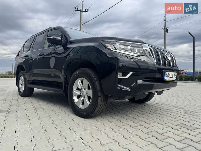 Внедорожник / Кроссовер Toyota Land Cruiser Prado 2019 в Хусте