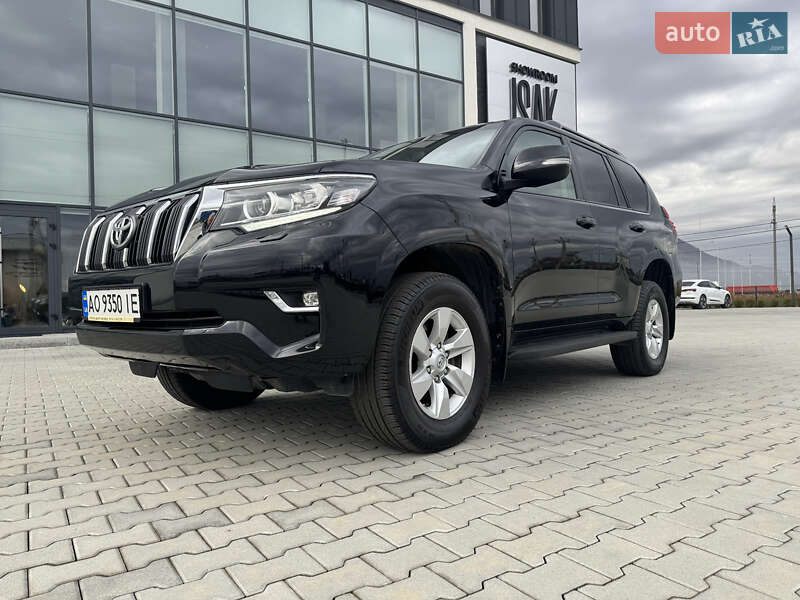 Внедорожник / Кроссовер Toyota Land Cruiser Prado 2019 в Хусте